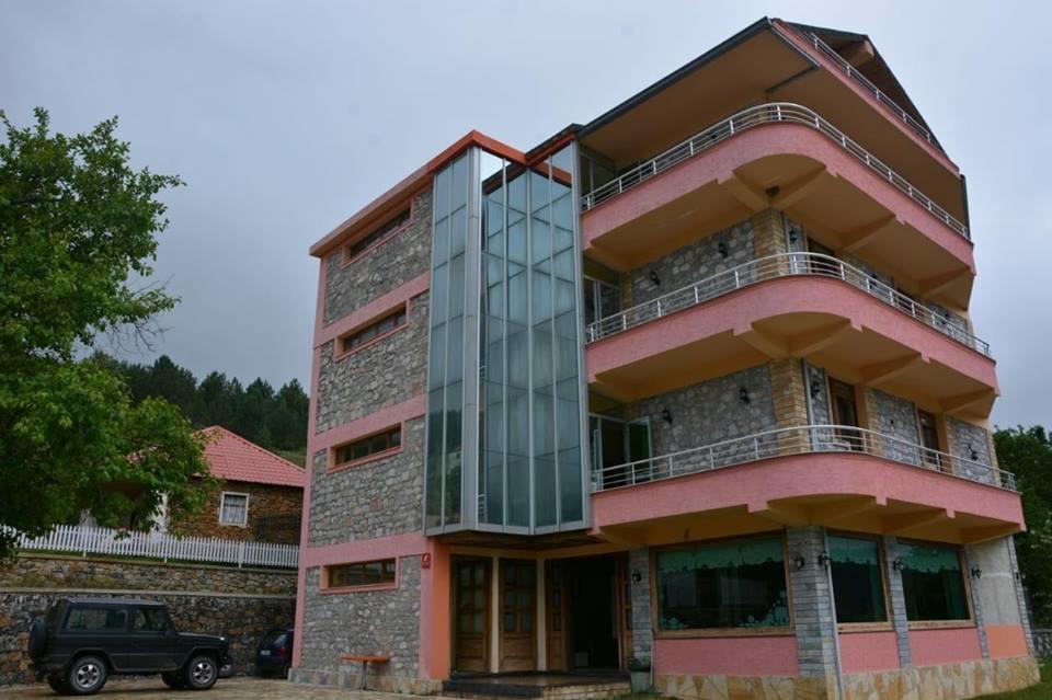 Lura Hotel Fushe-Lure Eksteriør billede